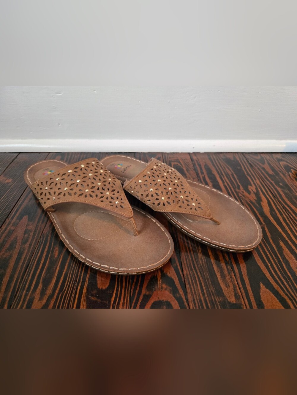 Palms Brown Faux Suede Laser Cut Thong Sandals 11M Floral Perforated Sandals